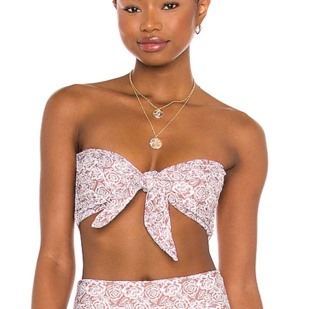 NWT Acacia Baker Top